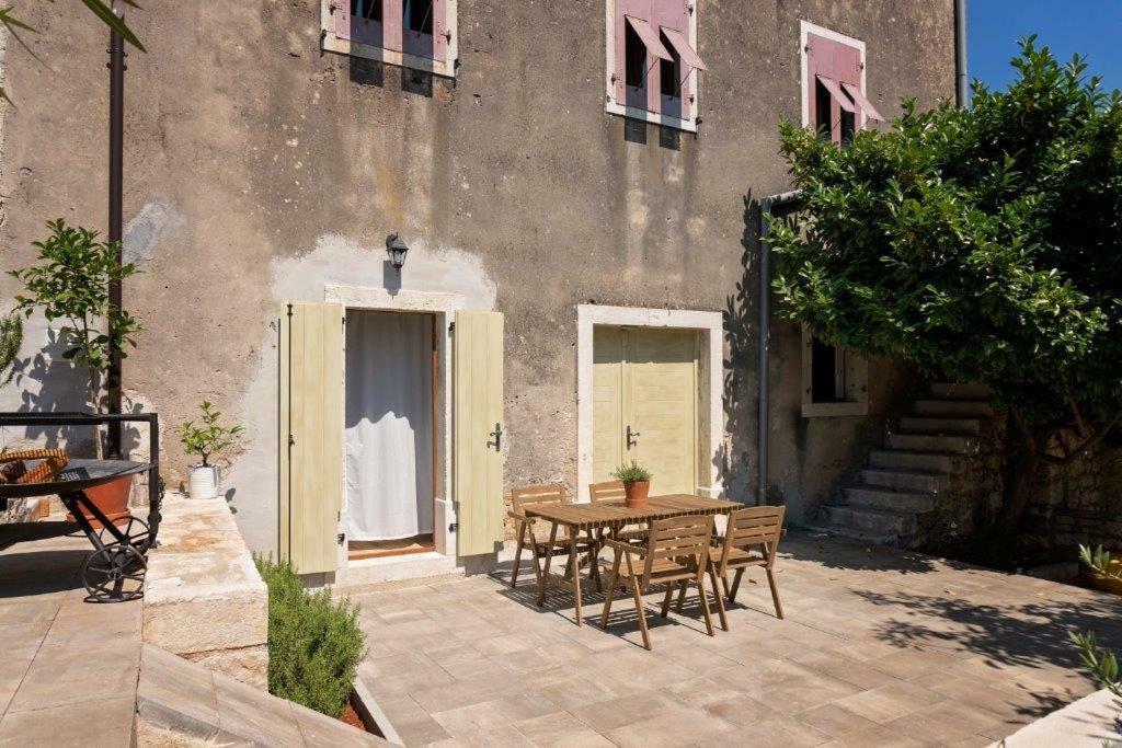 Old Town Studio And Apartment Vrsar Exteriér fotografie